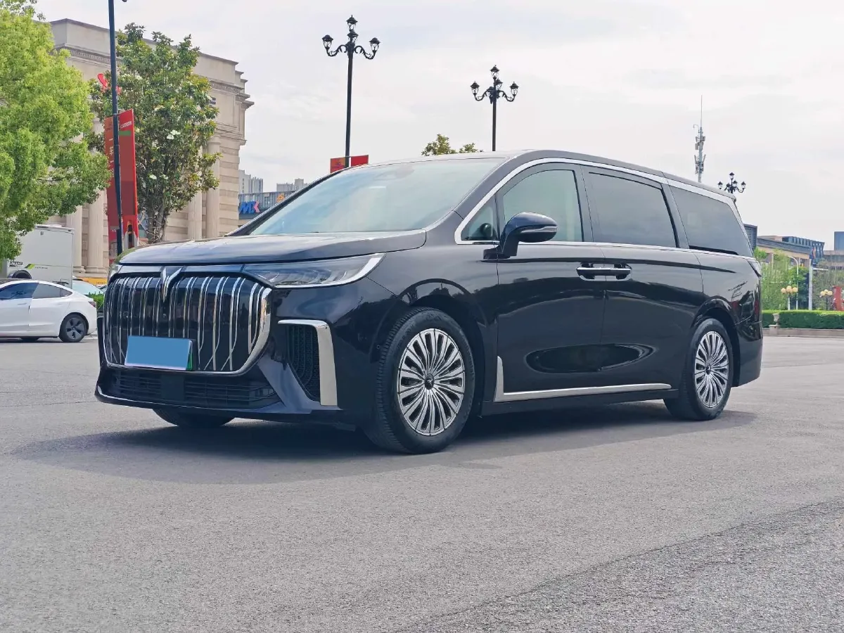 2022 Voyah Dream BEV 82KWH,autocango,china used car exporter,china ev exporter,chinese used car exporter,chinese used ev exporter