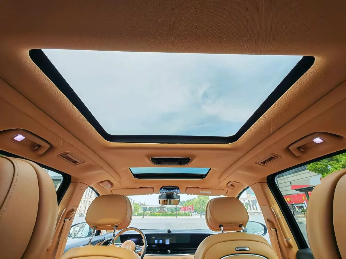 2022 Voyah Dream BEV 82KWH,autocango,china used car exporter,china ev exporter,chinese used car exporter,chinese used ev exporter