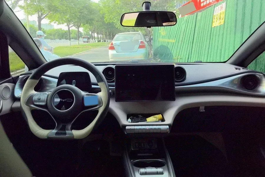 2023 BYD Dolphin BEV 44.928KWH,autocango,china used car exporter,china ev exporter,chinese used car exporter,chinese used ev exporter