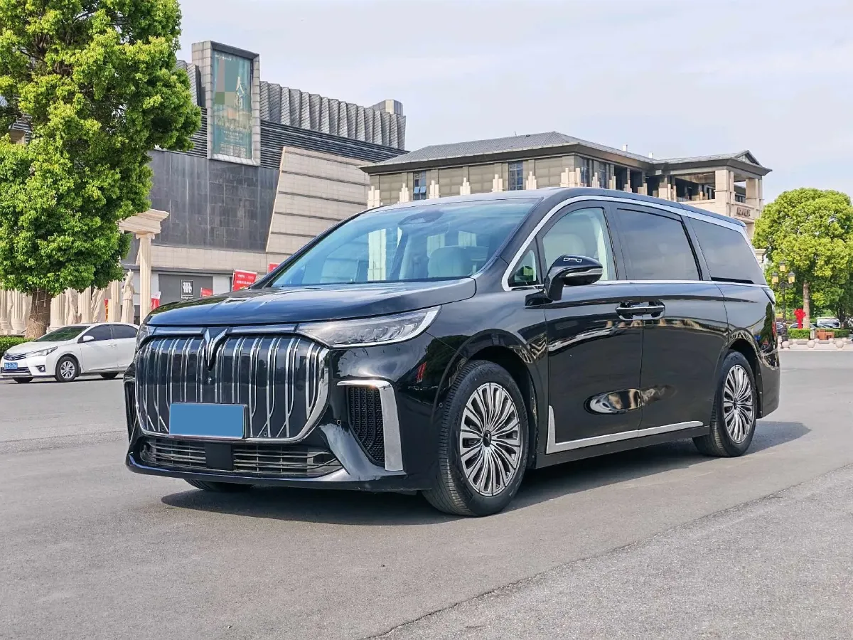 2022 Voyah Dream BEV 108.7KWH,autocango,china used car exporter,china ev exporter,chinese used car exporter,chinese used ev exporter