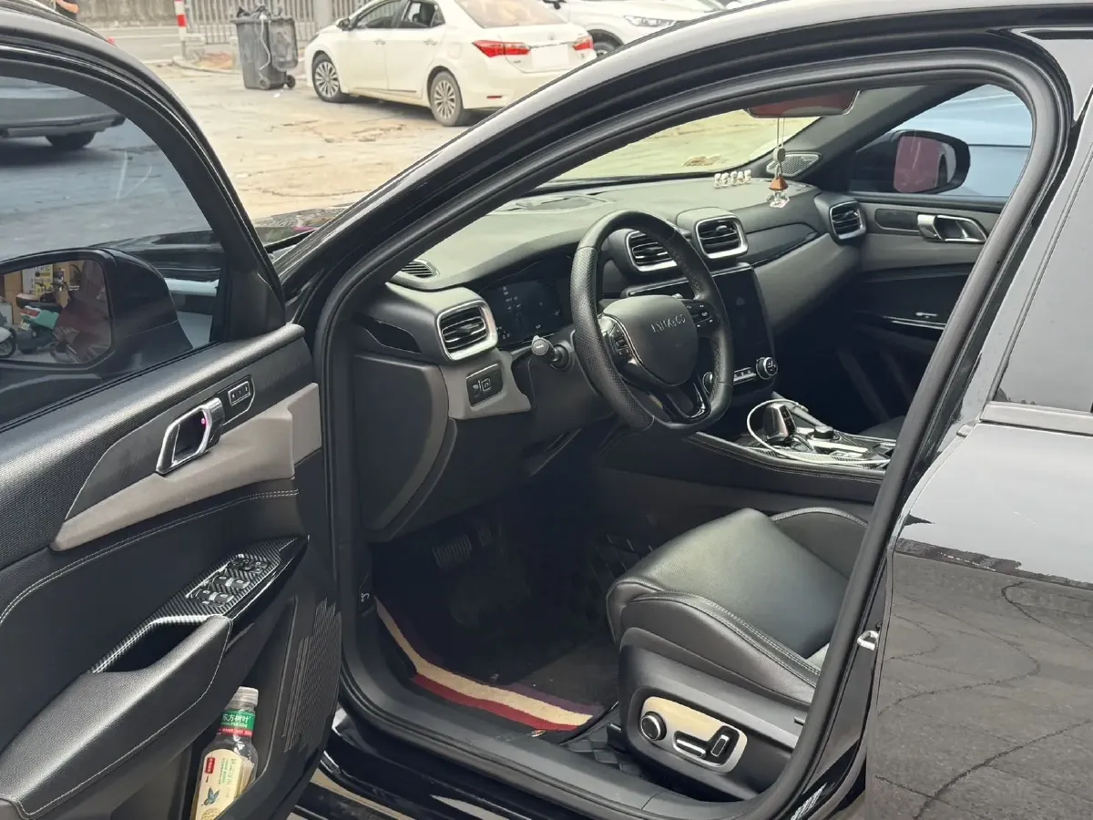2021 LYNK&CO 03 2.0T 190HP L4 6AT,autocango,china used car exporter,china ev exporter,chinese used car exporter,chinese used ev exporter