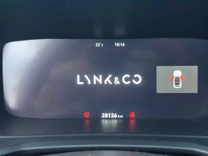 2023 LYNK&CO 06 1.5T 181HP L4 7DCT,autocango,china used car exporter,china ev exporter,chinese used car exporter,chinese used ev exporter