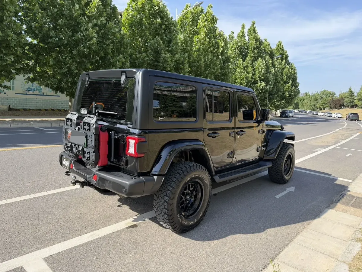 2021 Jeep Wrangler 2.0T 266HP L4 8AT PHEV 17KWH,autocango,china used car exporter,china ev exporter,chinese used car exporter,chinese used ev exporter
