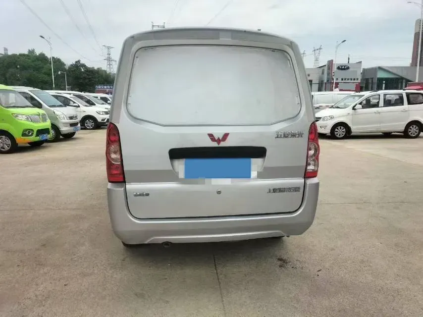 2021 SWM X2 1.5L 112HP L4 5MT,autocango,china used car exporter,china ev exporter,chinese used car exporter,chinese used ev exporter