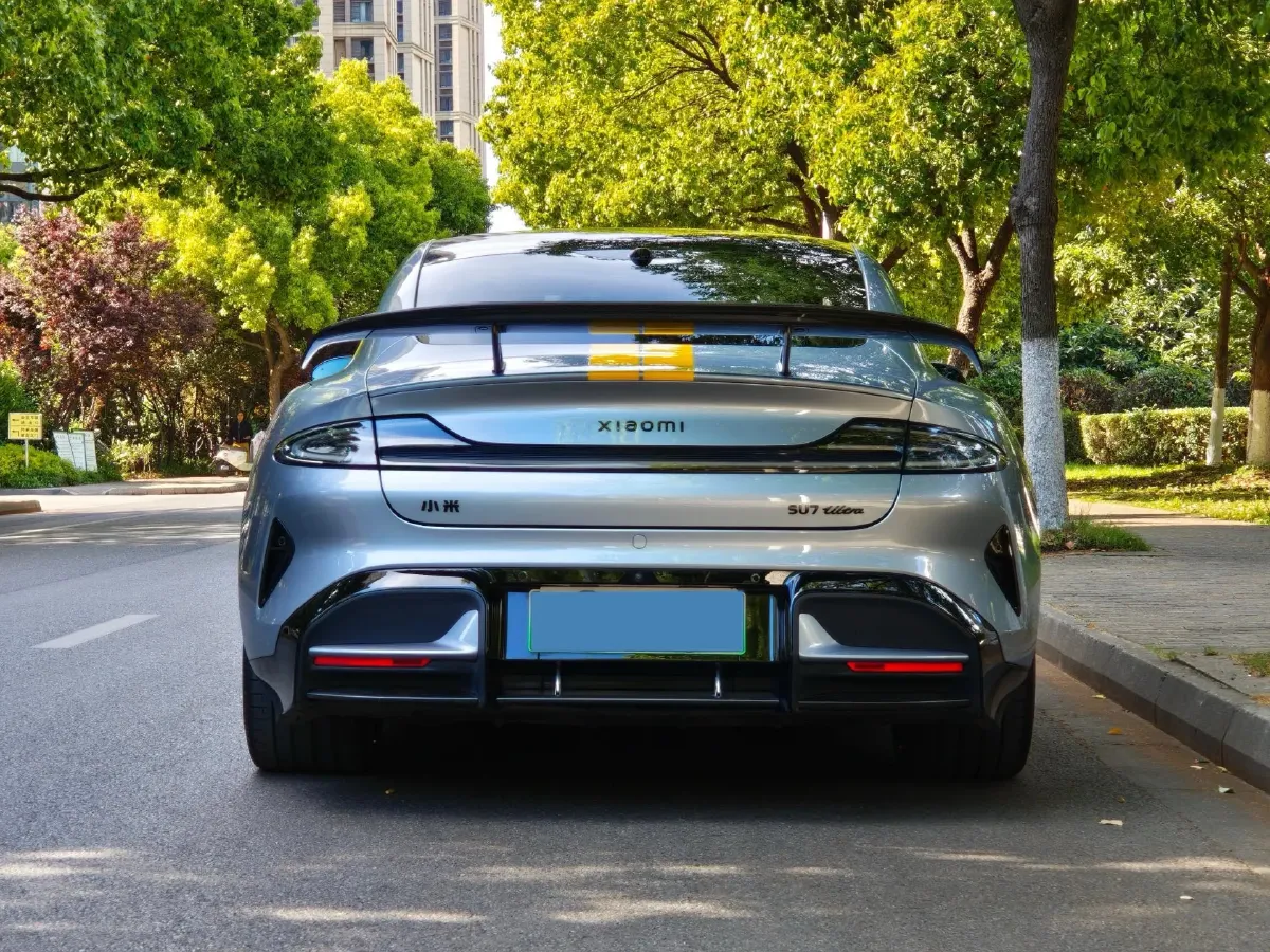 2025 MI SU7 Ultra BEV 93.7KWH,autocango,china used car exporter,china ev exporter,chinese used car exporter,chinese used ev exporter