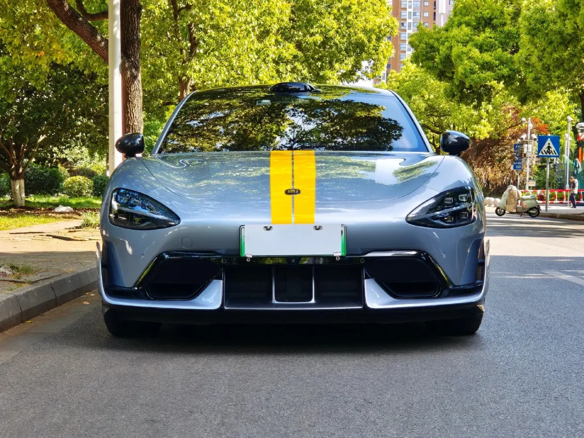 2025 MI SU7 Ultra BEV 93.7KWH,autocango,china used car exporter,china ev exporter,chinese used car exporter,chinese used ev exporter