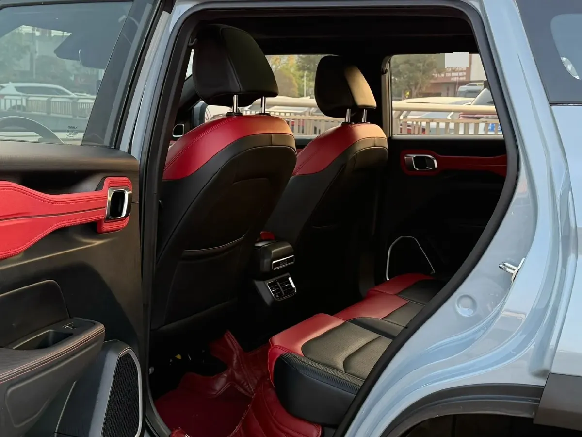 2020 Geely ICON 1.5T 177HP L3 7DCT,autocango,china used car exporter,china ev exporter,chinese used car exporter,chinese used ev exporter