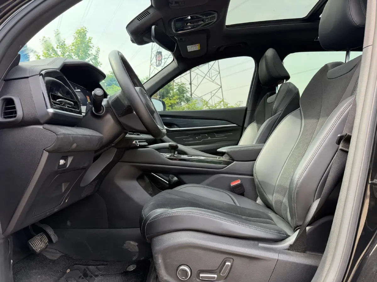 2024 Geely Monjaro 2.0T 238HP L4 8AT,autocango,china used car exporter,china ev exporter,chinese used car exporter,chinese used ev exporter