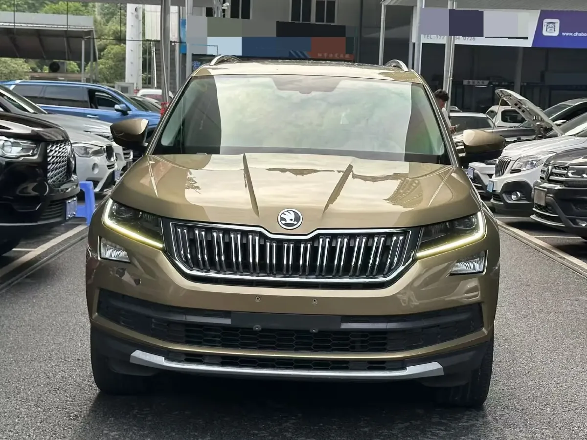 2018 Skoda Kodiak 2.0T 186HP L4 7DCT,autocango,china used car exporter,china ev exporter,chinese used car exporter,chinese used ev exporter