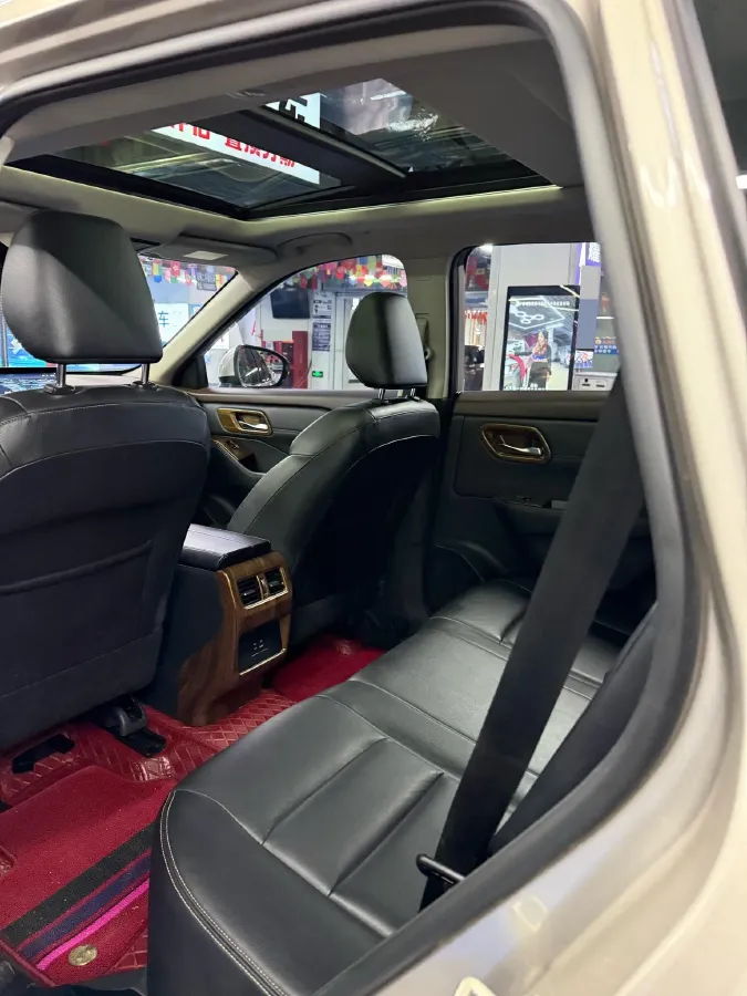 2021 Nissan X-Trail 1.5T 204HP L3 CVT,autocango,china used car exporter,china ev exporter,chinese used car exporter,chinese used ev exporter