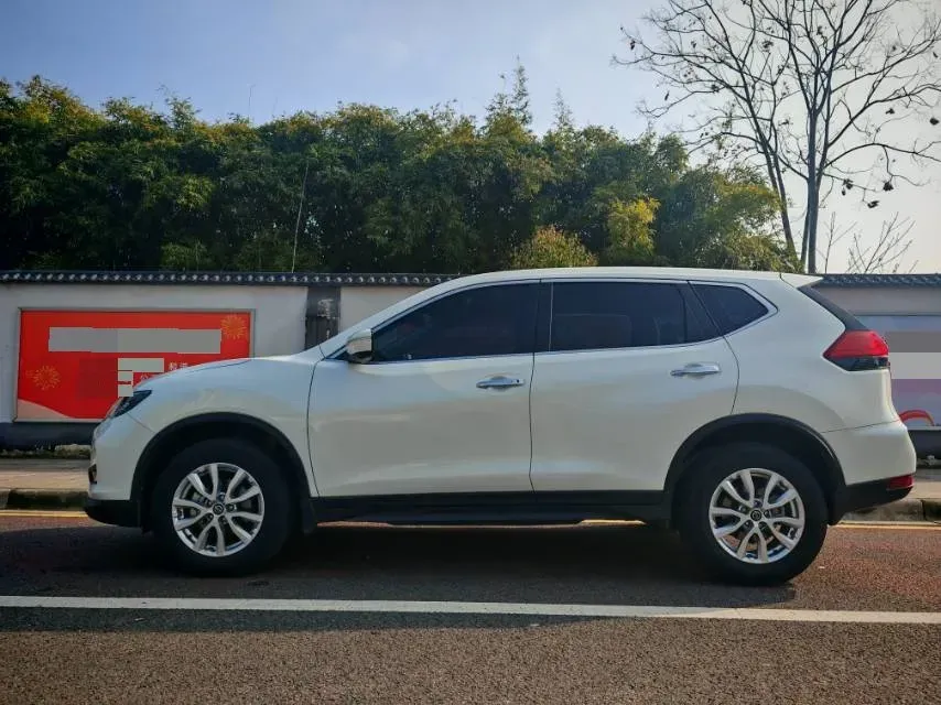 2020 Nissan X-Trail 2.0L 154HP L4 CVT,autocango,china used car exporter,china ev exporter,chinese used car exporter,chinese used ev exporter