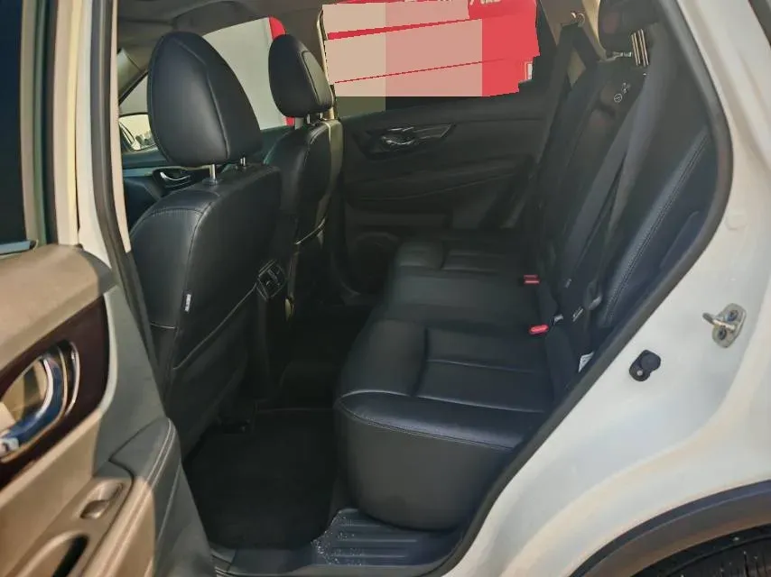 2020 Nissan X-Trail 2.0L 154HP L4 CVT,autocango,china used car exporter,china ev exporter,chinese used car exporter,chinese used ev exporter