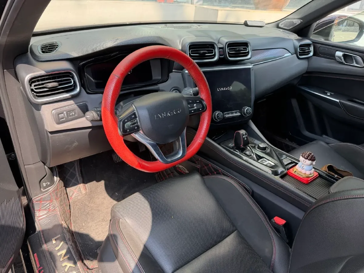 2019 Qoros 5 1.6T 197HP L4 7DCT,autocango,china used car exporter,china ev exporter,chinese used car exporter,chinese used ev exporter