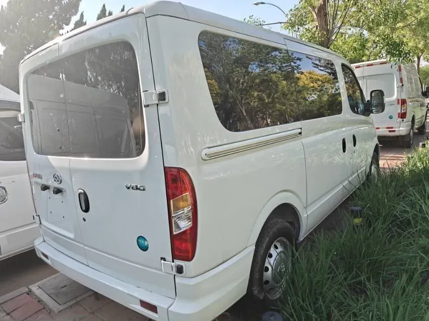2023 DongFeng DFAC YuFeng 2.0T 136HP L4 6MT,autocango,china used car exporter,china ev exporter,chinese used car exporter,chinese used ev exporter
