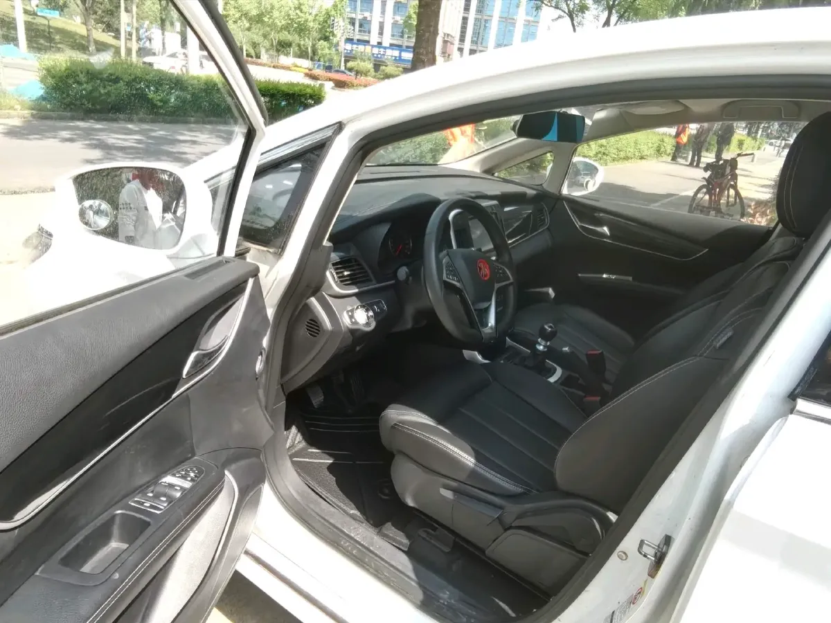 2018 BYD Song MAX 1.5T 154HP L4 6MT,autocango,china used car exporter,china ev exporter,chinese used car exporter,chinese used ev exporter