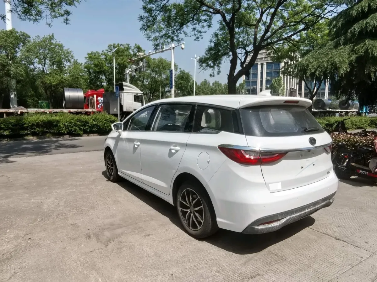 2018 BYD Song MAX 1.5T 154HP L4 6MT,autocango,china used car exporter,china ev exporter,chinese used car exporter,chinese used ev exporter