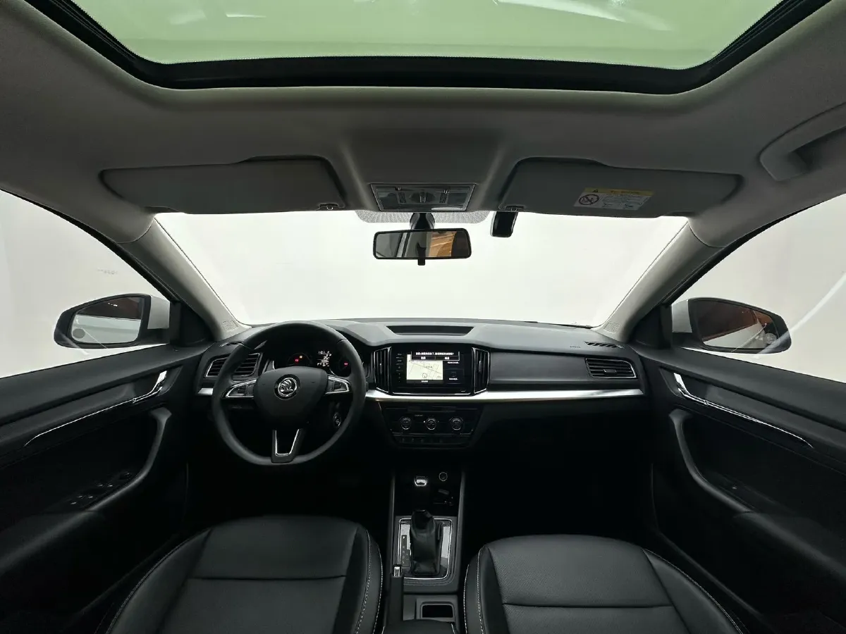 2022 Skoda Kamiq 1.5L 112HP L4 6AT,autocango,china used car exporter,china ev exporter,chinese used car exporter,chinese used ev exporter