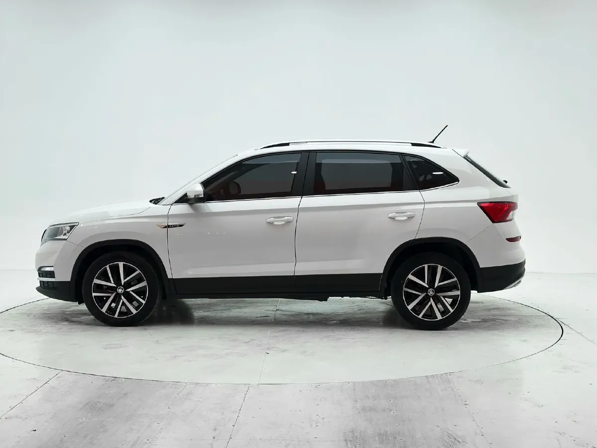 2022 Skoda Kamiq 1.5L 112HP L4 6AT,autocango,china used car exporter,china ev exporter,chinese used car exporter,chinese used ev exporter
