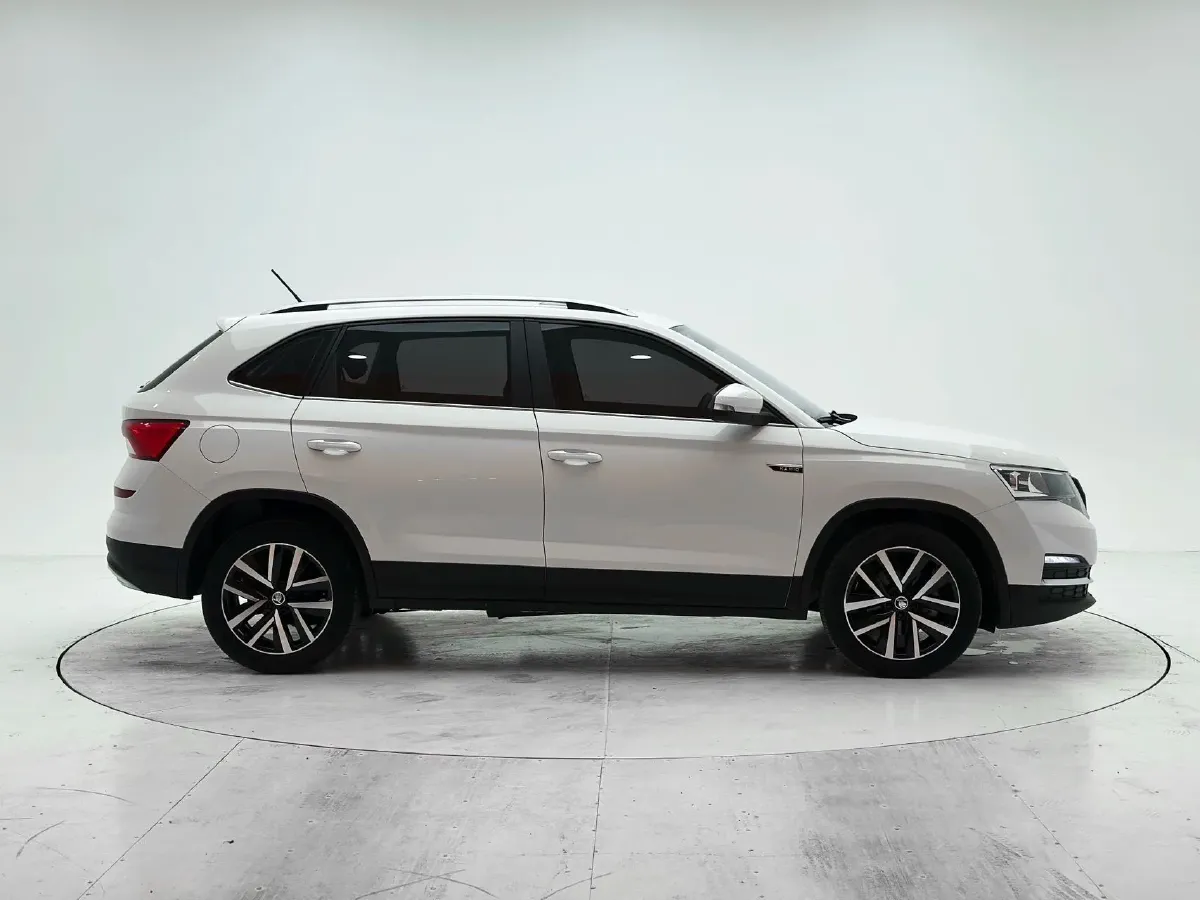 2022 Skoda Kamiq 1.5L 112HP L4 6AT,autocango,china used car exporter,china ev exporter,chinese used car exporter,chinese used ev exporter