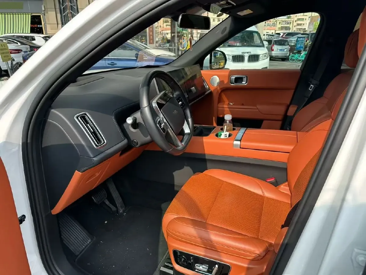 2023 Li L7 Range Extended 154HP REEV 40.9KWH,autocango,china used car exporter,china ev exporter,chinese used car exporter,chinese used ev exporter