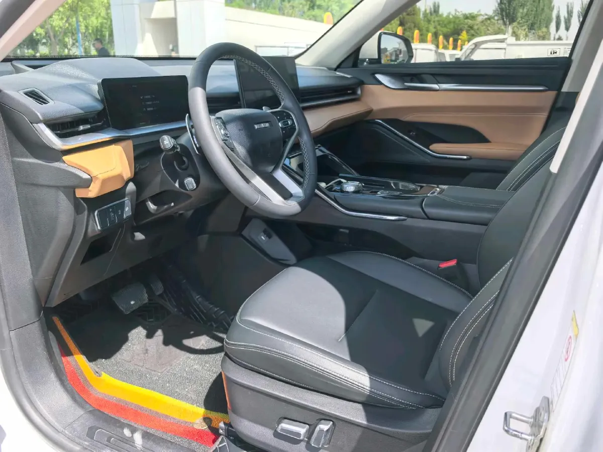 2021 Haval H6 1.5T 169HP L4 7DCT,autocango,china used car exporter,china ev exporter,chinese used car exporter,chinese used ev exporter