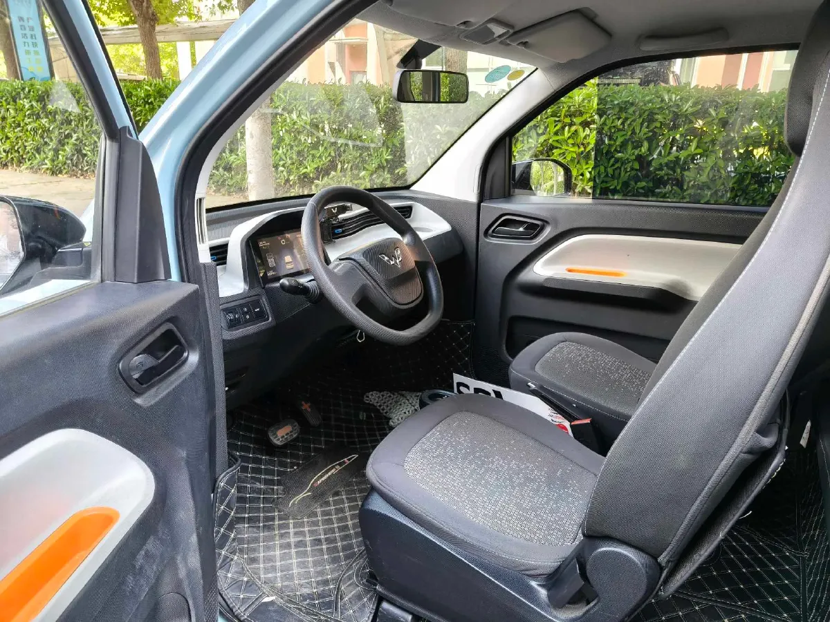 2020 WuLing HongGuang MINI EV BEV 9.3KWH,autocango,china used car exporter,china ev exporter,chinese used car exporter,chinese used ev exporter