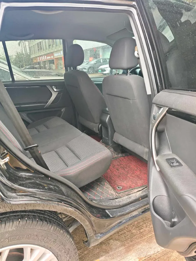 2016 Chery Tiggo 3 1.6L 126HP L4 5MT,autocango,china used car exporter,china ev exporter,chinese used car exporter,chinese used ev exporter