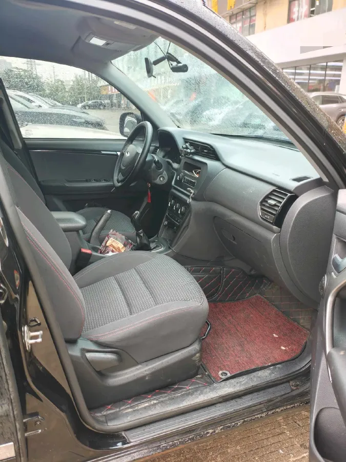 2016 Chery Tiggo 3 1.6L 126HP L4 5MT,autocango,china used car exporter,china ev exporter,chinese used car exporter,chinese used ev exporter
