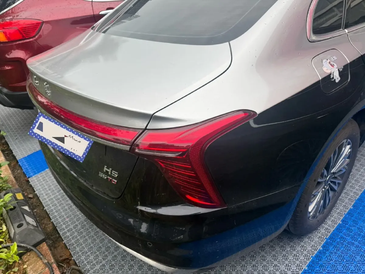 2025 HongQi H5 1.5T 169HP L4 7DCT,autocango,china used car exporter,china ev exporter,chinese used car exporter,chinese used ev exporter