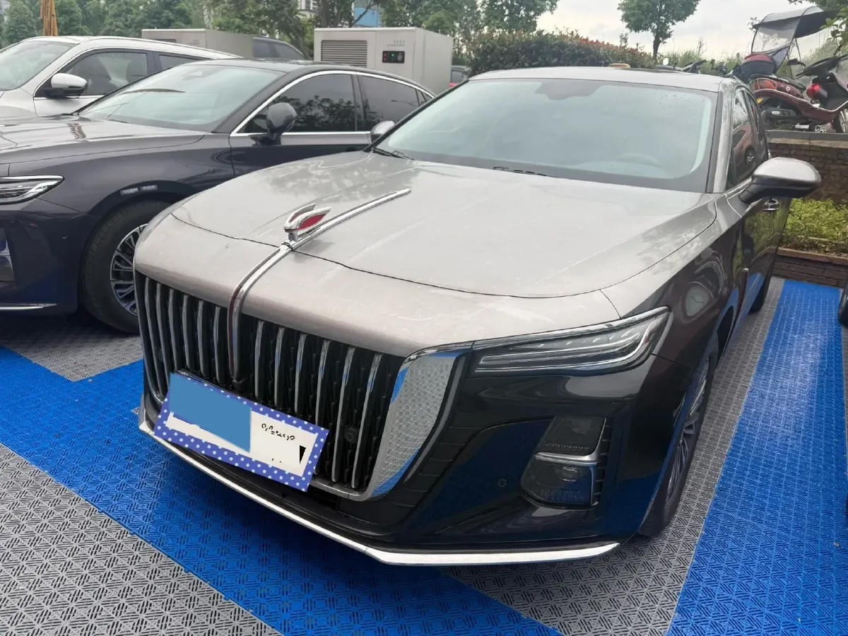 2025 HongQi H5 1.5T 169HP L4 7DCT,autocango,china used car exporter,china ev exporter,chinese used car exporter,chinese used ev exporter
