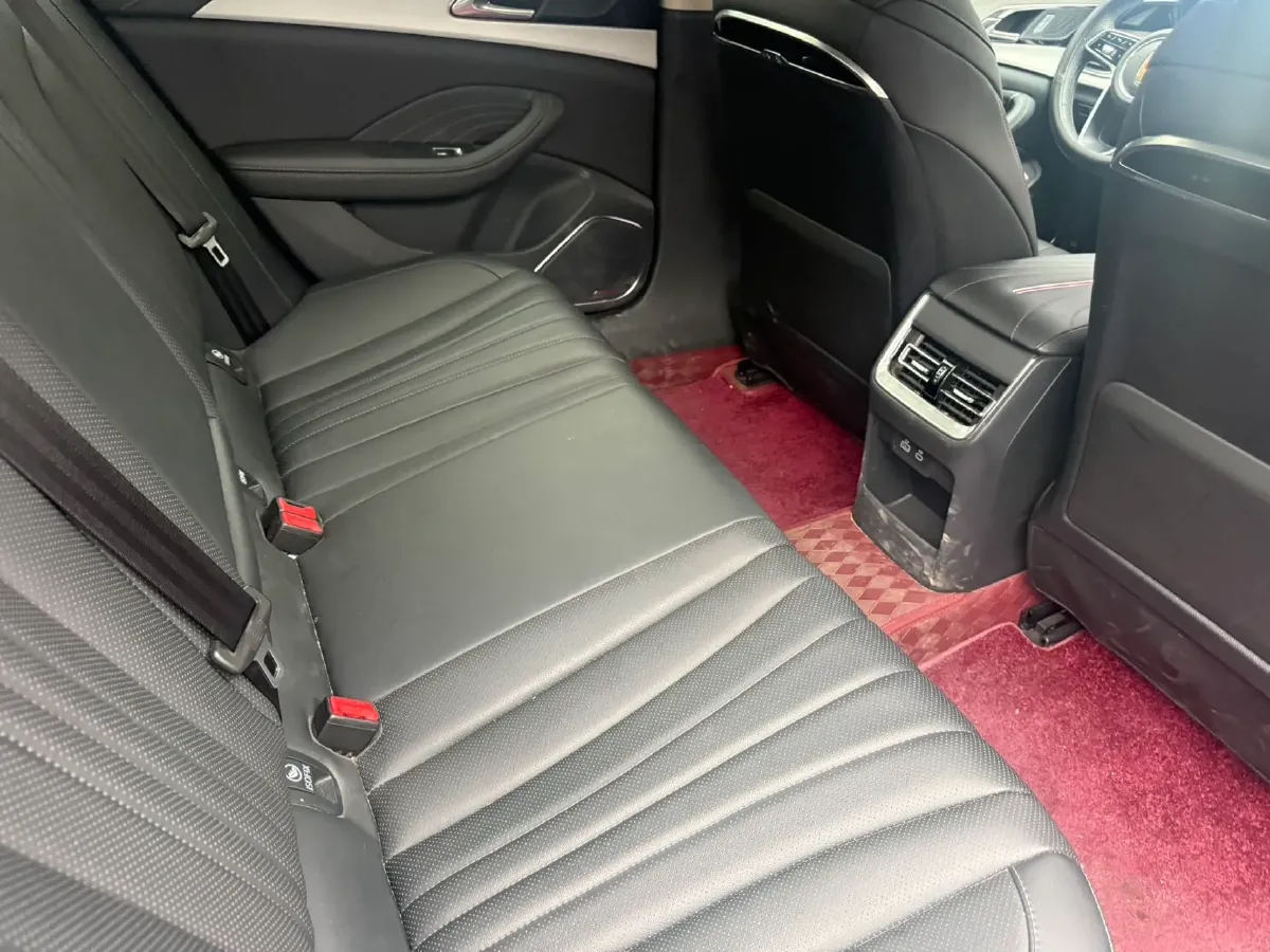 2025 HongQi H5 1.5T 169HP L4 7DCT,autocango,china used car exporter,china ev exporter,chinese used car exporter,chinese used ev exporter