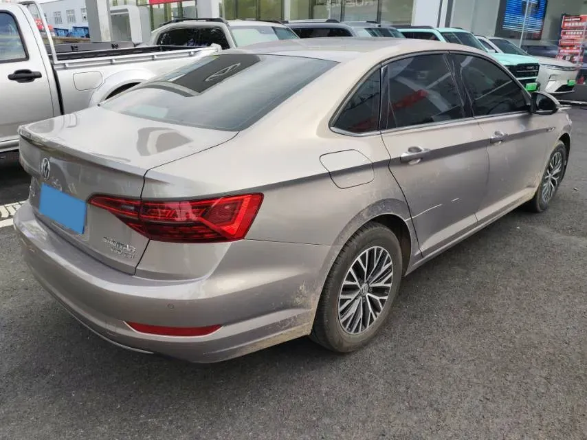 2019 Luxgen Grand 7 MPV 2.0T 188HP L4 6AT,autocango,china used car exporter,china ev exporter,chinese used car exporter,chinese used ev exporter