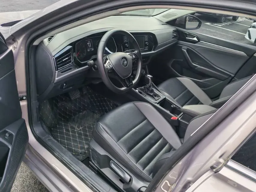 2019 Luxgen Grand 7 MPV 2.0T 188HP L4 6AT,autocango,china used car exporter,china ev exporter,chinese used car exporter,chinese used ev exporter