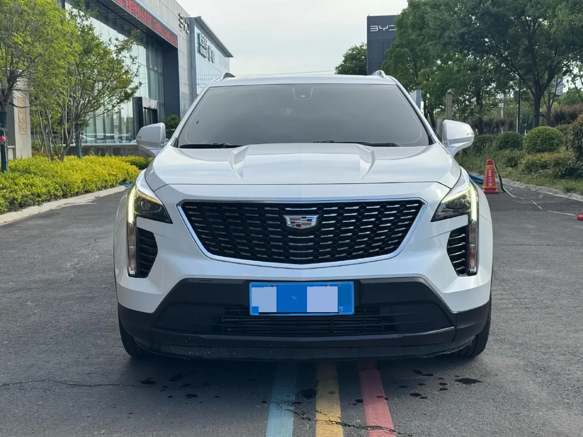 2021 Cadillac XT4 2.0T 237HP L4 9AT,autocango,china used car exporter,china ev exporter,chinese used car exporter,chinese used ev exporter
