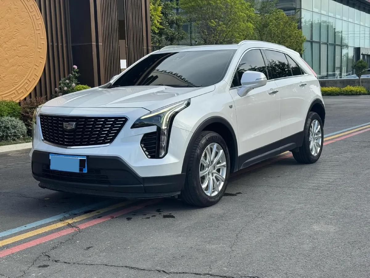 2021 Cadillac XT4 2.0T 237HP L4 9AT,autocango,china used car exporter,china ev exporter,chinese used car exporter,chinese used ev exporter