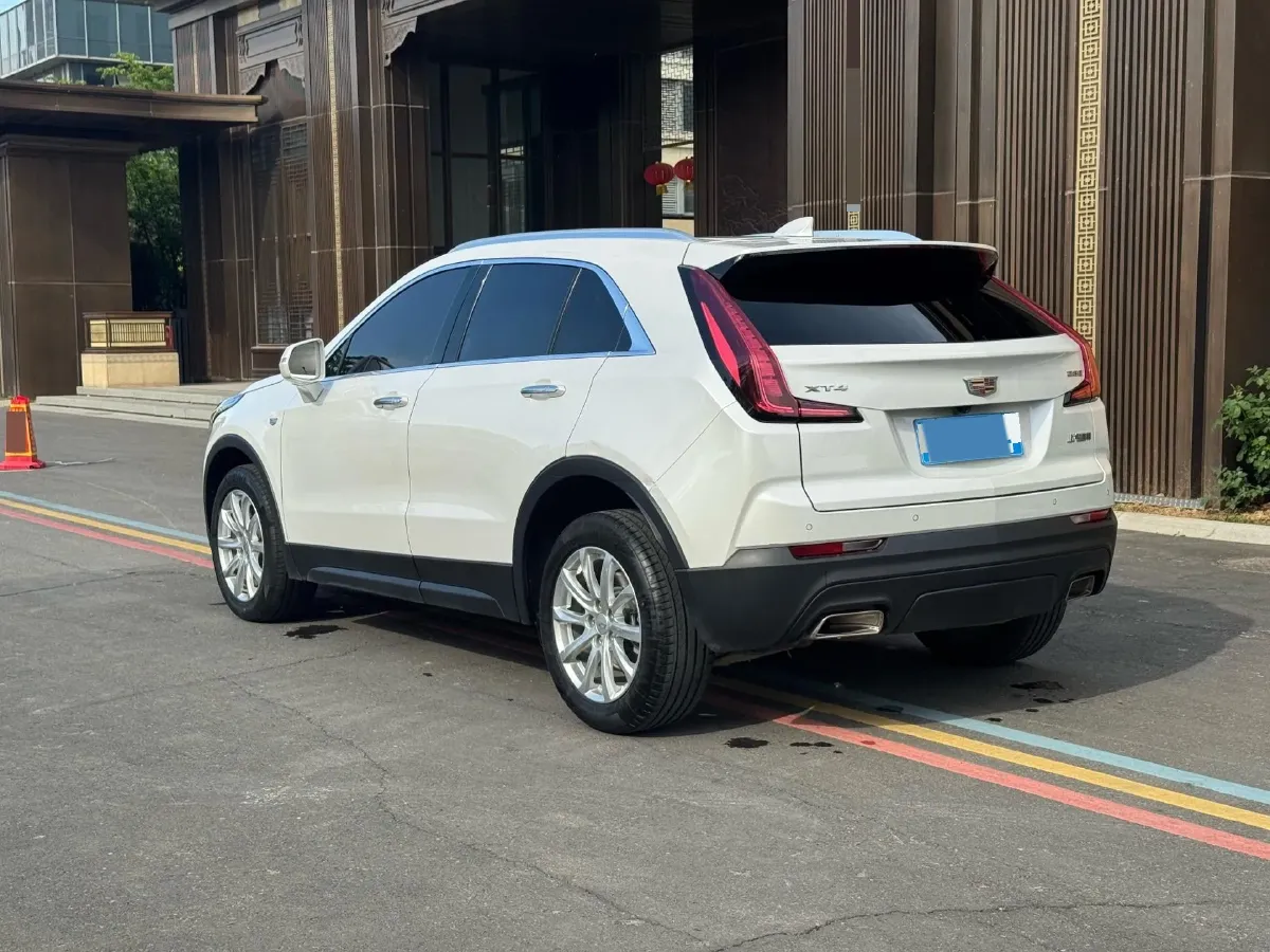 2021 Cadillac XT4 2.0T 237HP L4 9AT,autocango,china used car exporter,china ev exporter,chinese used car exporter,chinese used ev exporter