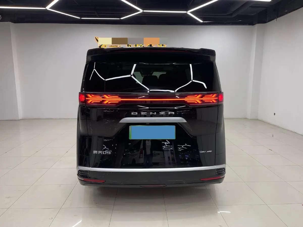 2024 Denza D9 1.5T 139HP L4 E-CVT PHEV 40KWH,autocango,china used car exporter,china ev exporter,chinese used car exporter,chinese used ev exporter