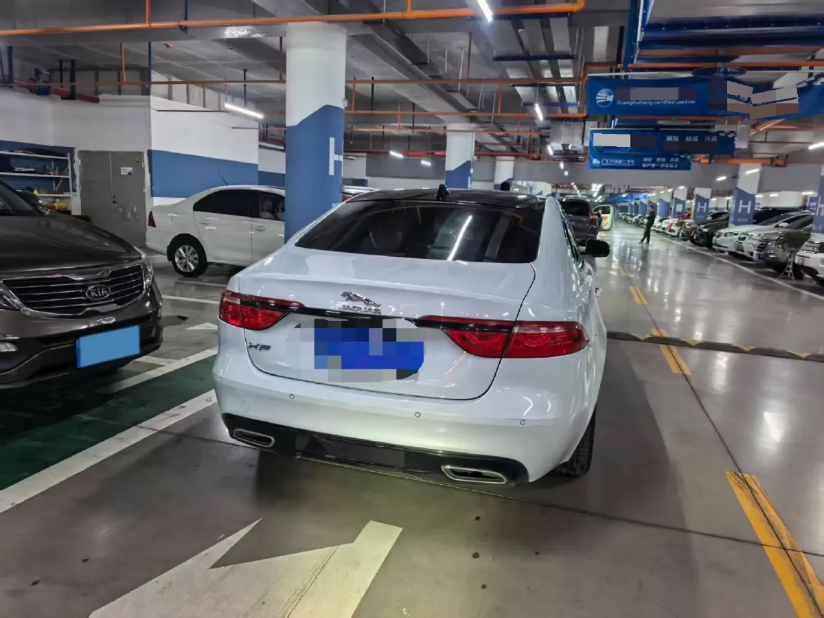 2020 Jaguar XFL 2.0T 200HP L4 8AT,autocango,china used car exporter,china ev exporter,chinese used car exporter,chinese used ev exporter