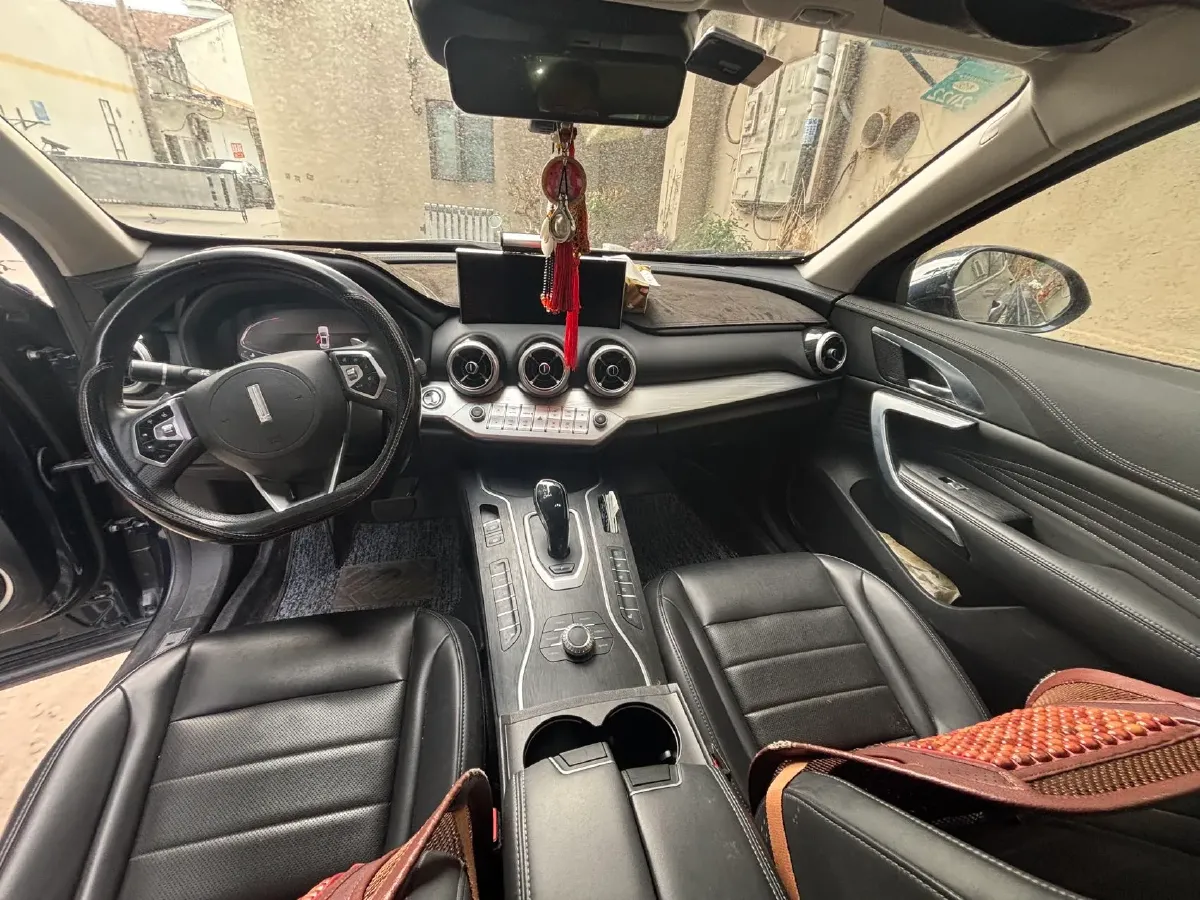 2020 WEY VV7 2.0T 227HP L4 7DCT,autocango,china used car exporter,china ev exporter,chinese used car exporter,chinese used ev exporter