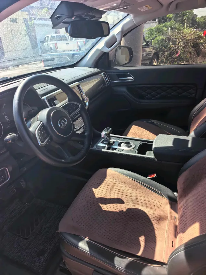 2022 Foton Grand General G7 2.0T 163HP L4 8AT,autocango,china used car exporter,china ev exporter,chinese used car exporter,chinese used ev exporter