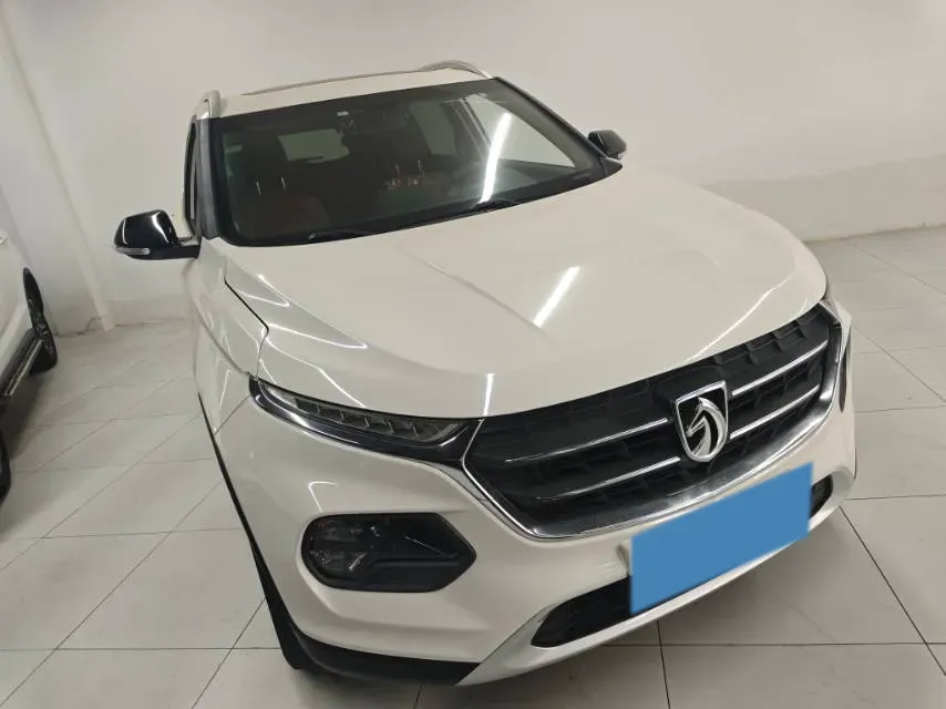 2017 HaiMa S5 Young Edition 1.6L 122HP L4 5MT,autocango,china used car exporter,china ev exporter,chinese used car exporter,chinese used ev exporter