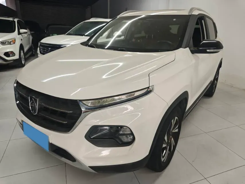 2017 HaiMa S5 Young Edition 1.6L 122HP L4 5MT,autocango,china used car exporter,china ev exporter,chinese used car exporter,chinese used ev exporter