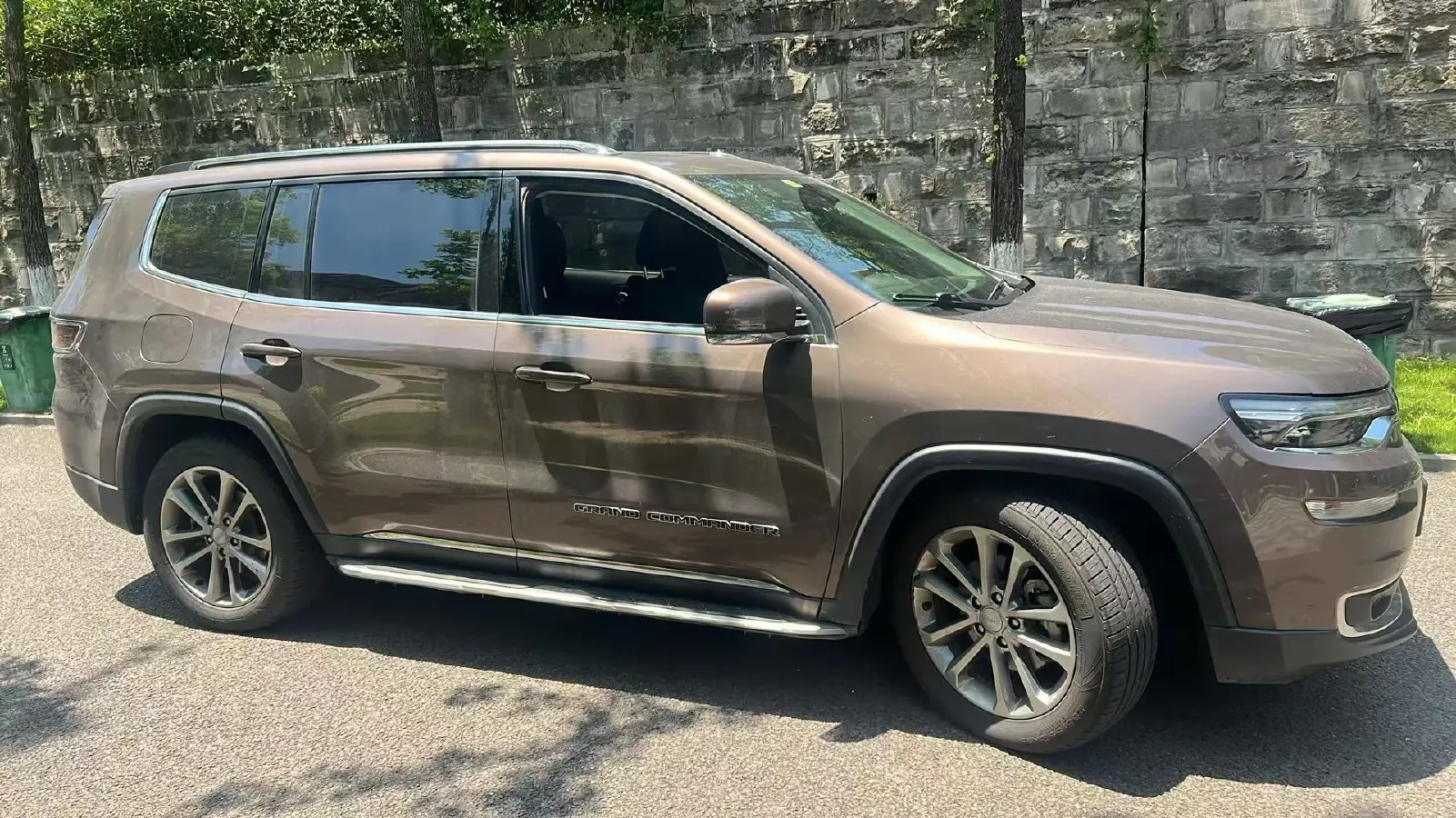 2018 Jeep Grand Commander 2.0T 265HP L4 9AT,autocango,china used car exporter,china ev exporter,chinese used car exporter,chinese used ev exporter