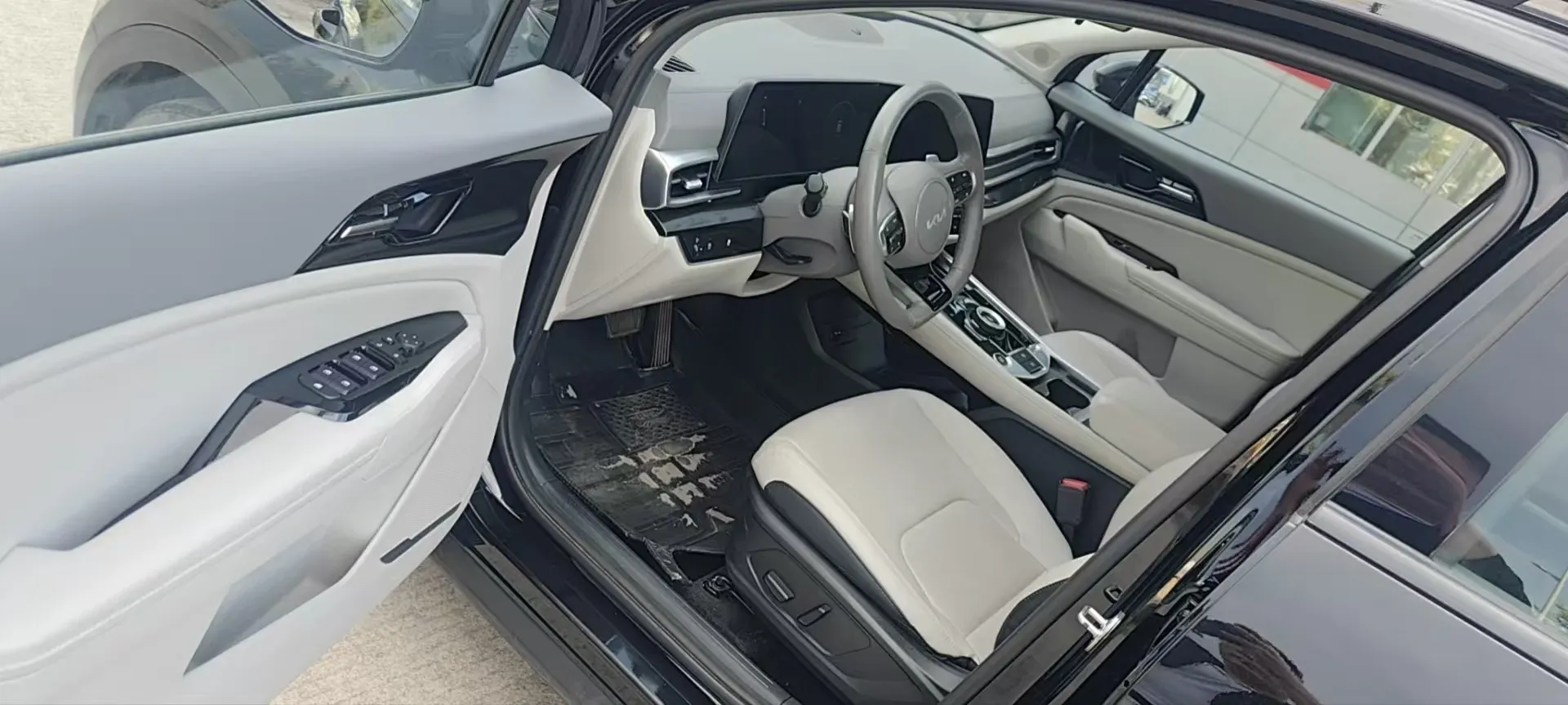 2023 Kia Sportage 1.5T 200HP L4 8AT,autocango,china used car exporter,china ev exporter,chinese used car exporter,chinese used ev exporter
