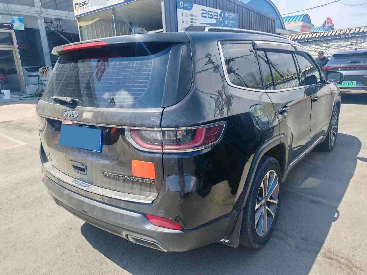 2018 Jeep Grand Commander 2.0T 265HP L4 9AT,autocango,china used car exporter,china ev exporter,chinese used car exporter,chinese used ev exporter