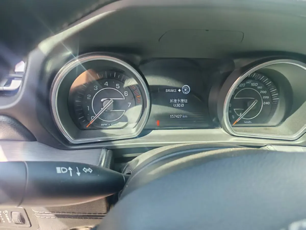 2018 Jeep Grand Commander 2.0T 265HP L4 9AT,autocango,china used car exporter,china ev exporter,chinese used car exporter,chinese used ev exporter