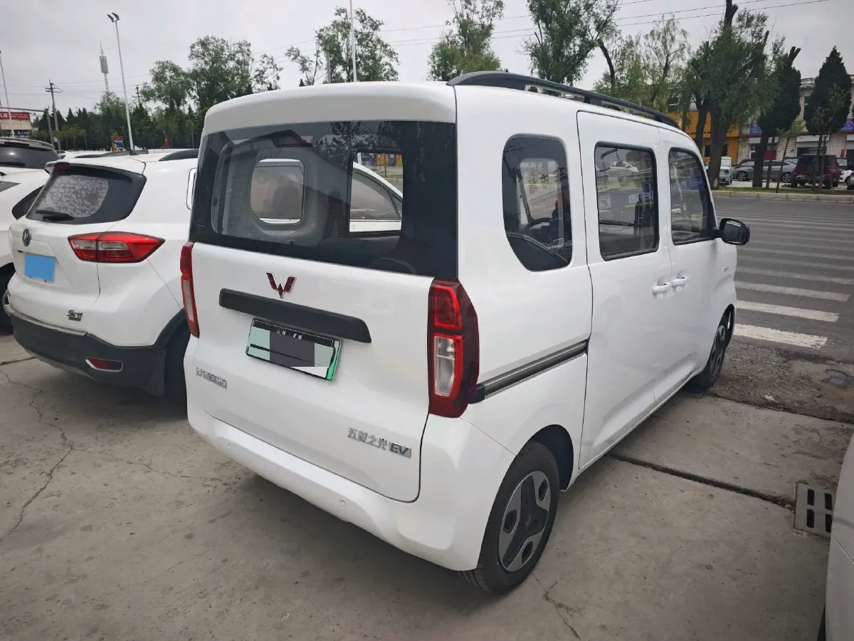2025 WuLing ZhiGuang BEV 17.7KWH,autocango,china used car exporter,china ev exporter,chinese used car exporter,chinese used ev exporter