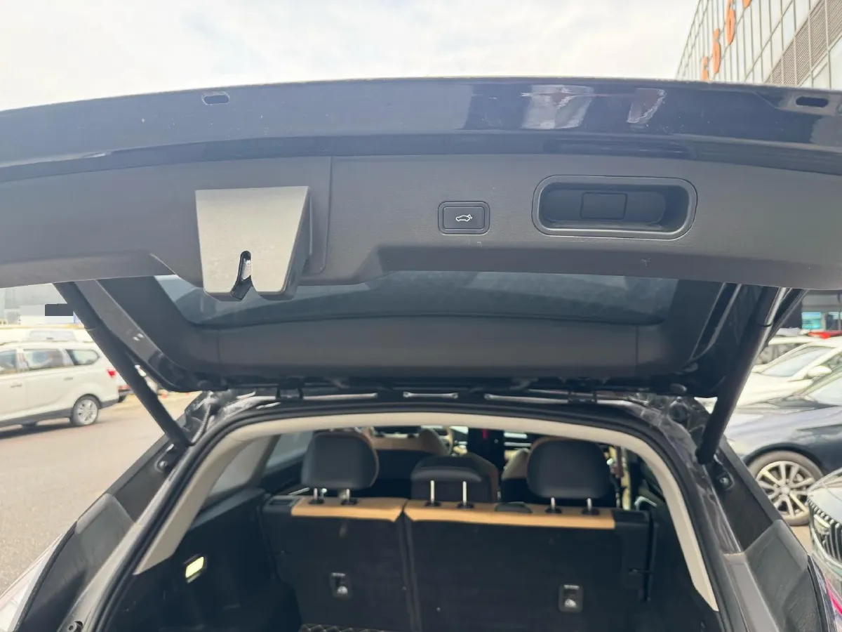 2023 Geely StarRay 1.5T 181HP L4 7DCT,autocango,china used car exporter,china ev exporter,chinese used car exporter,chinese used ev exporter