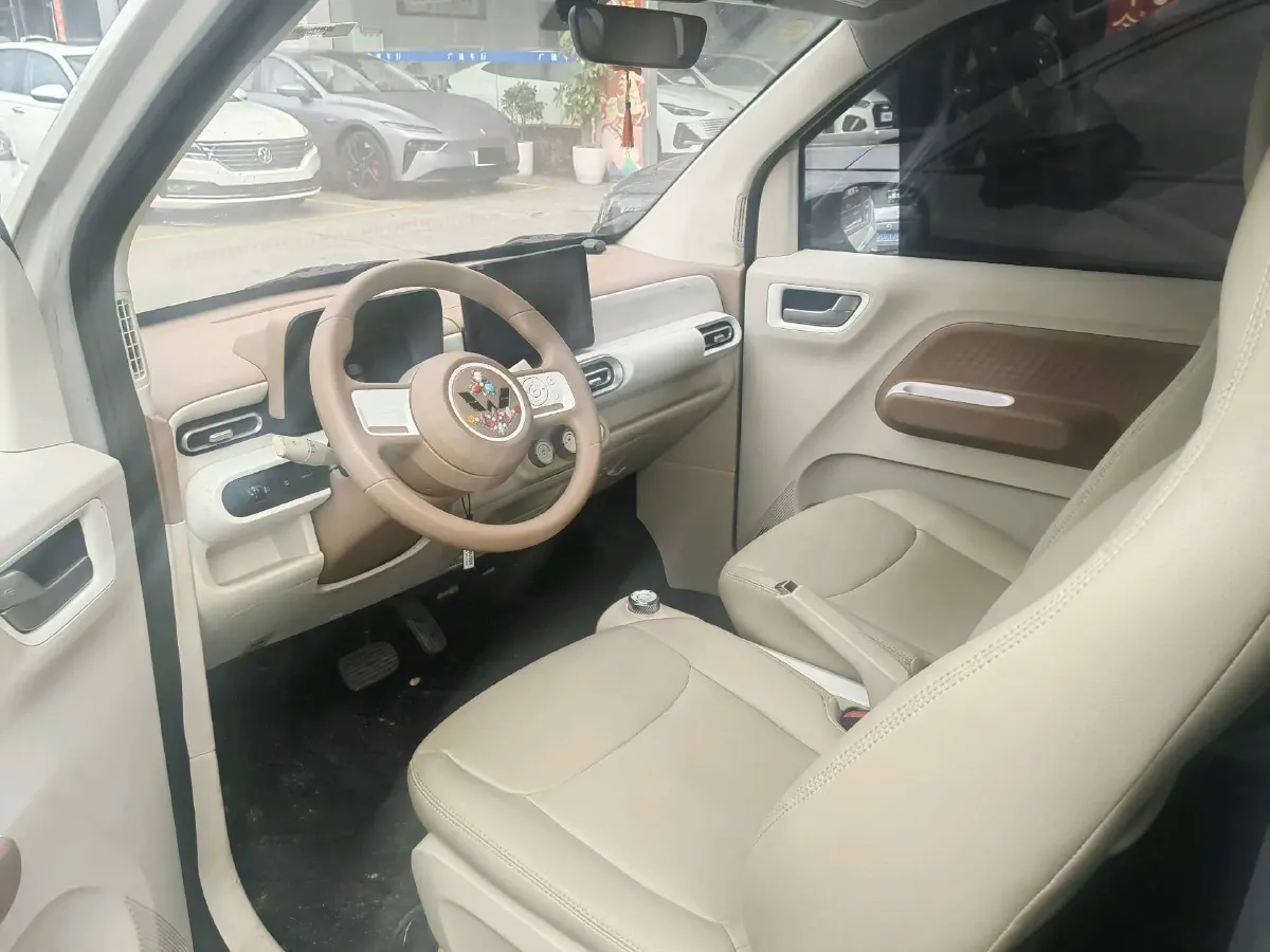 2024 WuLing HongGuang MINI EV BEV 17.3KWH,autocango,china used car exporter,china ev exporter,chinese used car exporter,chinese used ev exporter
