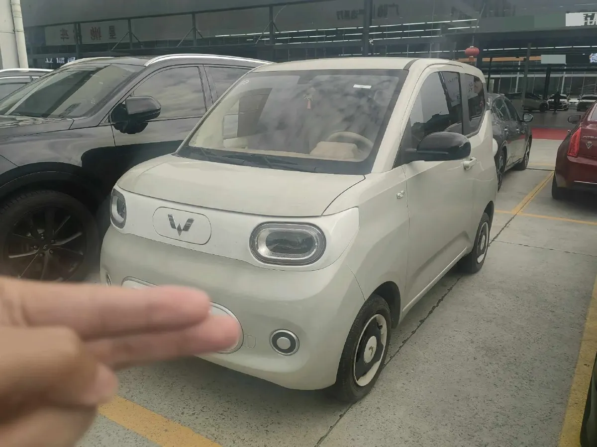 2024 WuLing HongGuang MINI EV BEV 17.3KWH,autocango,china used car exporter,china ev exporter,chinese used car exporter,chinese used ev exporter